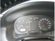 volkswagen golf iv berlina (1j1) del año 2000