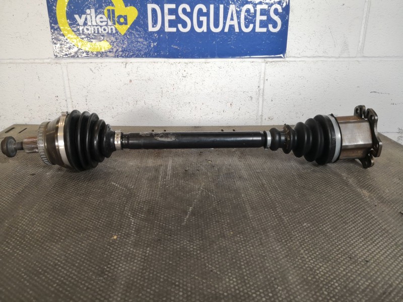 Recambio de transmision delantera derecha para audi a4 berlina (8e) 1.8 20v turbo referencia OEM IAM   