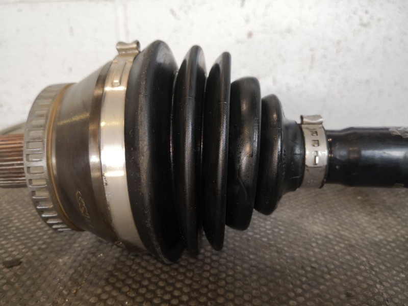 Recambio de transmision delantera derecha para audi a4 berlina (8e) 1.8 20v turbo referencia OEM IAM   