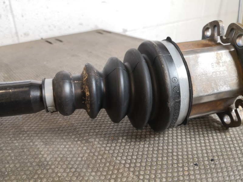 Recambio de transmision delantera derecha para audi a4 berlina (8e) 1.8 20v turbo referencia OEM IAM   