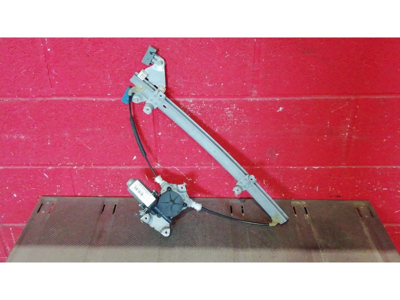 Recambio de elevalunas delantero derecho para nissan almera (n16/e) 1.5 16v cat | 0.00 - ... 1.5 16v cat | 0.00 - ... referencia
