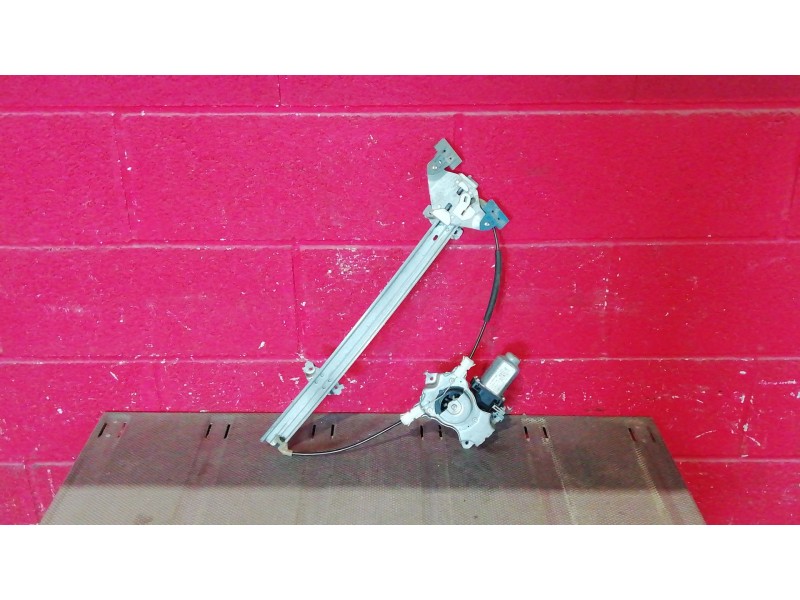 Recambio de elevalunas delantero derecho para nissan almera (n16/e) 1.5 16v cat | 0.00 - ... 1.5 16v cat | 0.00 - ... referencia