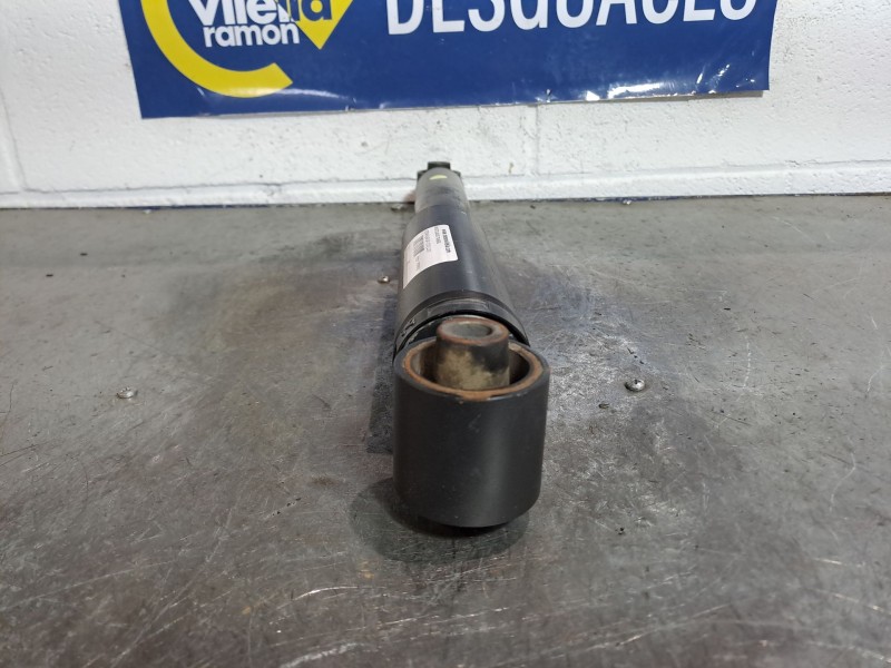 Recambio de amortiguador trasero para nissan qashqai (j10) acenta referencia OEM IAM    Recambio de amortiguador trasero para nissan qashqai (j10) acenta referencia OEM IAM