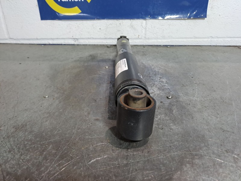 Recambio de amortiguador trasero para nissan qashqai (j10) acenta referencia OEM IAM    Recambio de amortiguador trasero para nissan qashqai (j10) acenta referencia OEM IAM