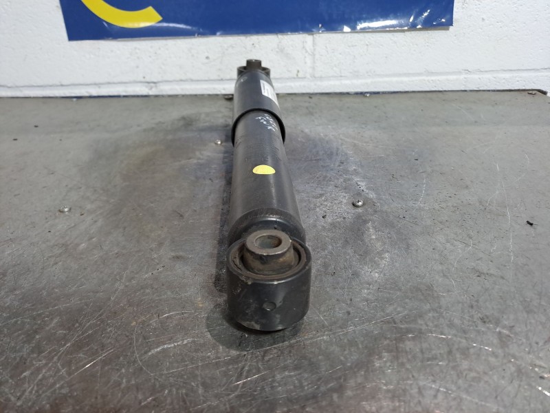 Recambio de amortiguador trasero para nissan qashqai (j10) acenta referencia OEM IAM    Recambio de amortiguador trasero para nissan qashqai (j10) acenta referencia OEM IAM