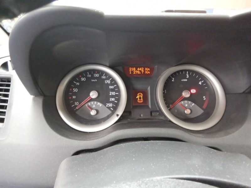 renault megane ii berlina 5p  | 0.00 - ... del año 2004 renault megane ii berlina 5p  | 0.00 - ... del año 2004