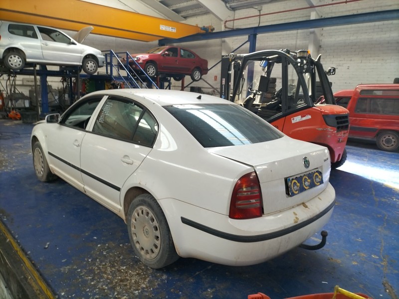 skoda superb (3u4) del año 2004