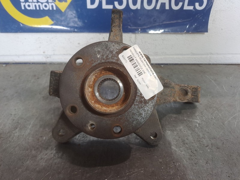 Recambio de mangueta delantera derecha para renault kangoo expression referencia OEM IAM 925M  