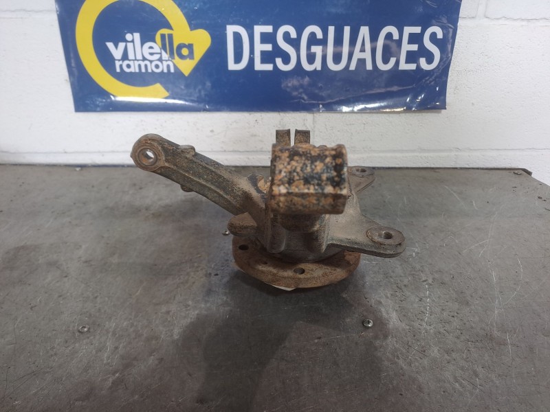 Recambio de mangueta delantera derecha para renault kangoo expression referencia OEM IAM 925M  