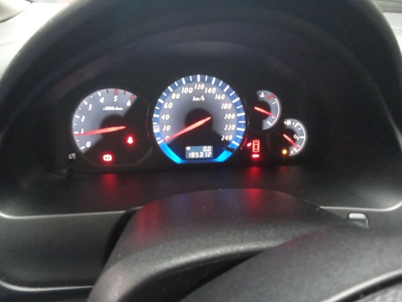 mitsubishi grandis (na0w) del año 2007 mitsubishi grandis (na0w) del año 2007