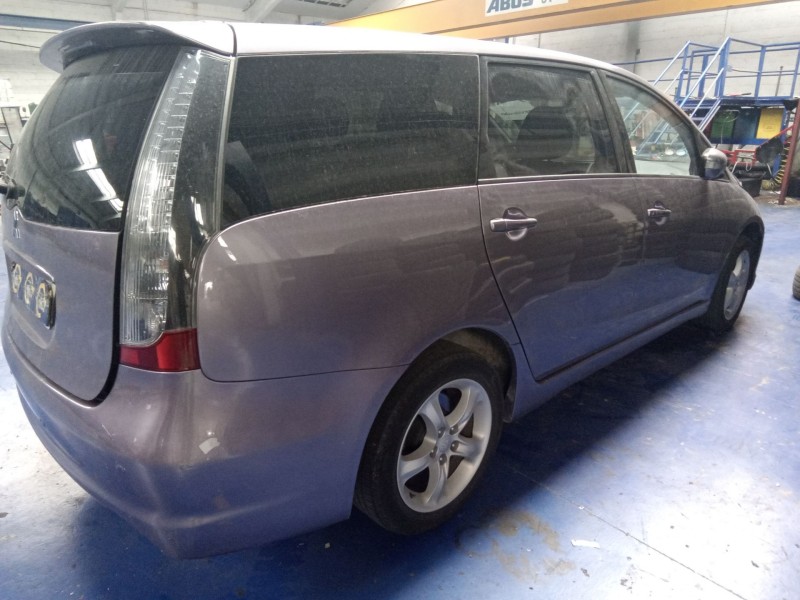 mitsubishi grandis (na0w) del año 2007 mitsubishi grandis (na0w) del año 2007