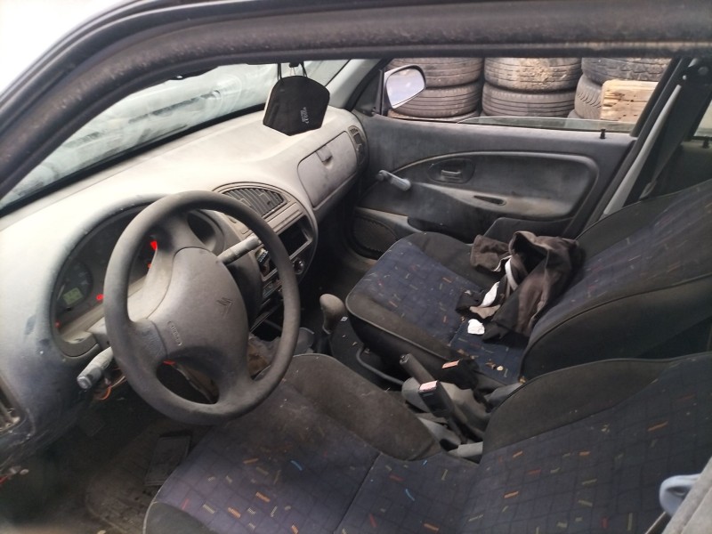 citroen saxo  | 0.99 - 0.03 del año 2000