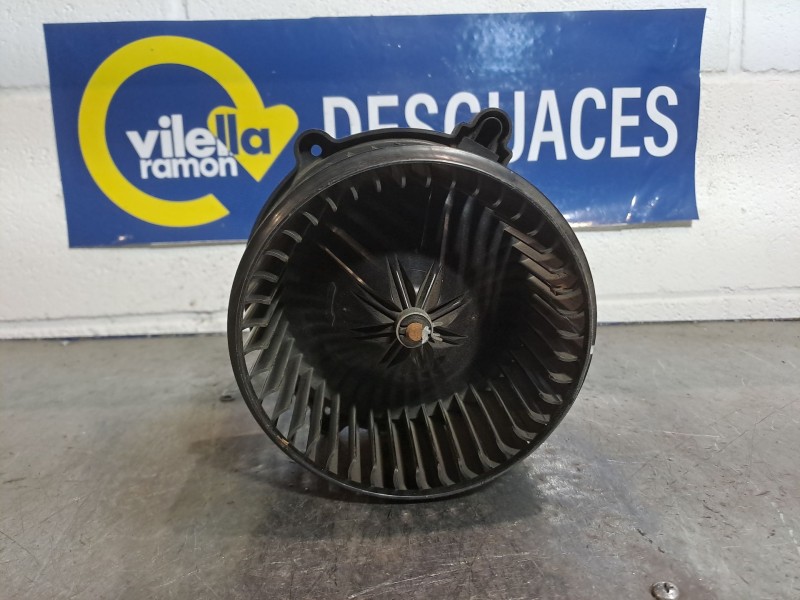 Recambio de motor calefaccion para kia cerato 2.0 ex crdi familiar (5-ptas.) referencia OEM IAM   