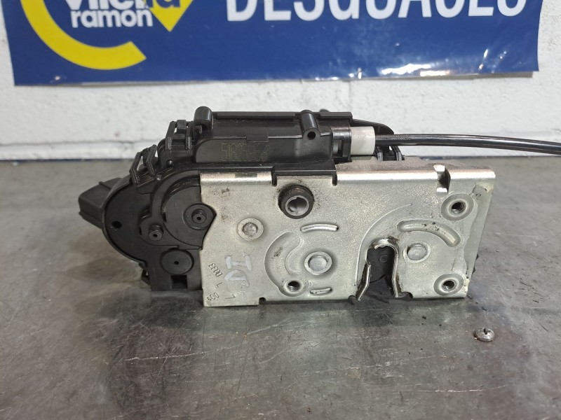 Recambio de cerradura puerta delantera izquierda para fiat croma croma 1.9 td i.d. referencia OEM IAM    Recambio de cerradura puerta delantera izquierda para fiat croma croma 1.9 td i.d. referencia OEM IAM