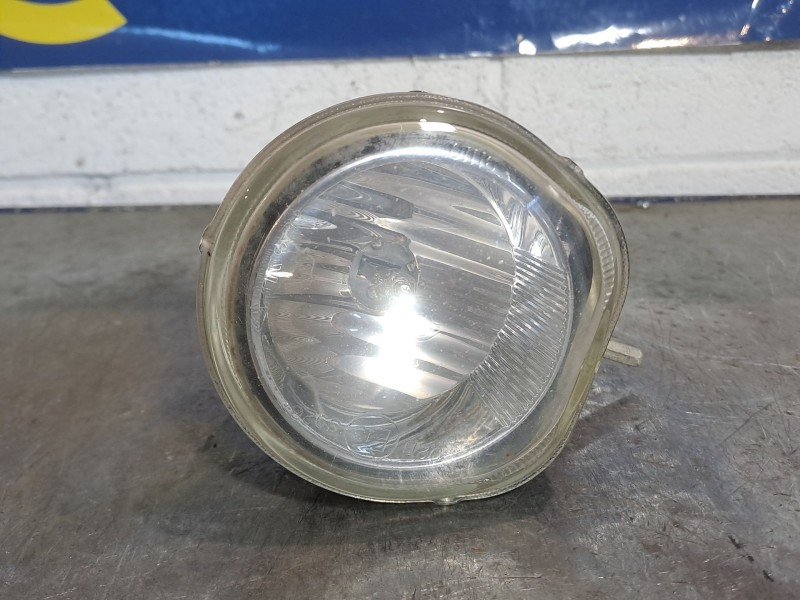 Recambio de faro antiniebla derecho para fiat croma croma 1.9 td i.d. referencia OEM IAM    Recambio de faro antiniebla derecho para fiat croma croma 1.9 td i.d. referencia OEM IAM