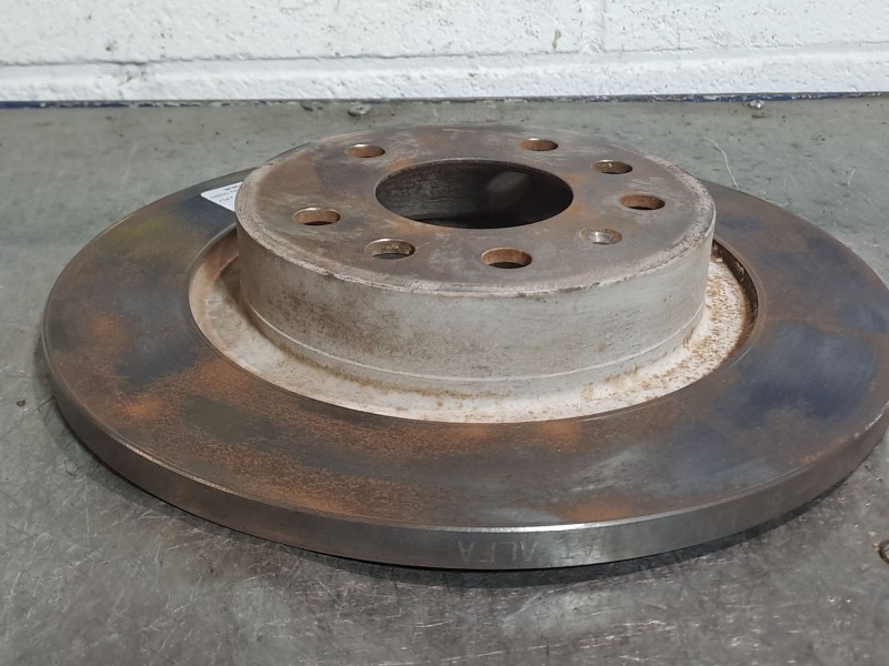 Recambio de disco freno trasero para fiat croma croma 1.9 td i.d. referencia OEM IAM    Recambio de disco freno trasero para fiat croma croma 1.9 td i.d. referencia OEM IAM