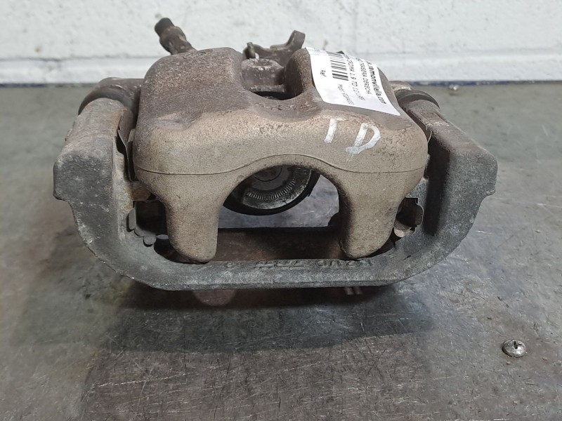 Recambio de pinza freno trasera derecha para fiat croma croma 1.9 td i.d. referencia OEM IAM    Recambio de pinza freno trasera derecha para fiat croma croma 1.9 td i.d. referencia OEM IAM