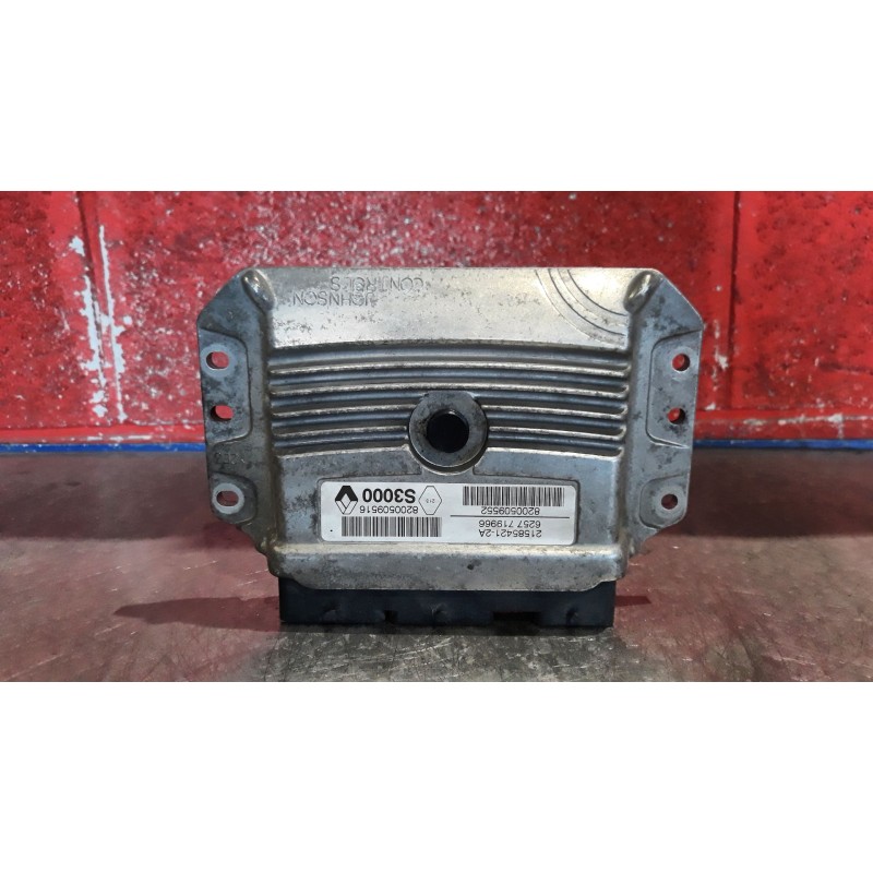 Recambio de centralita motor uce para renault megane ii classic berlina  | 0.03 - ...  | 0.03 - ... referencia OEM IAM 820050552