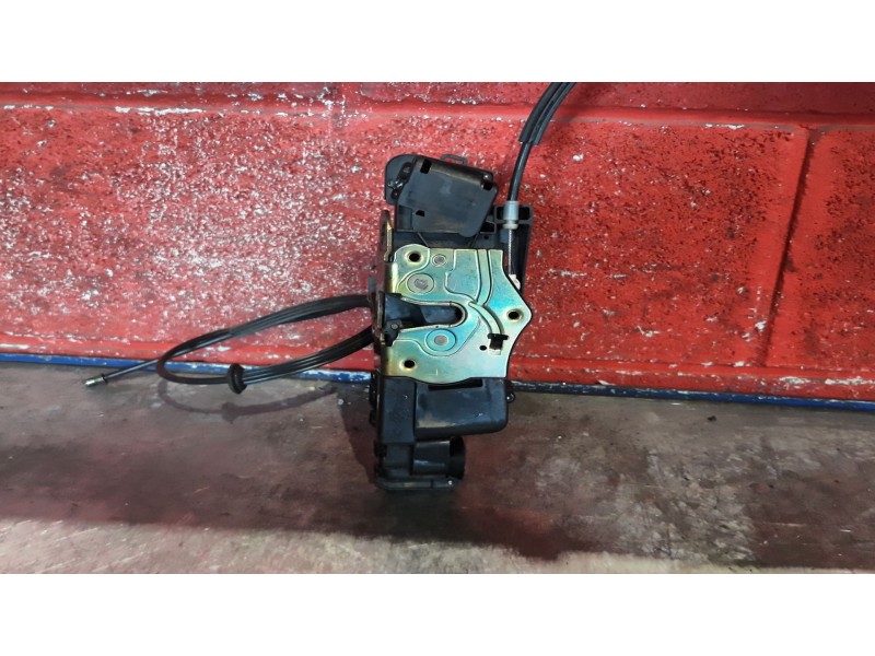 Recambio de cerra. puer. delantero izquierda para fiat stilo (192) 1.6 16v dynamic | 09.01 - 12.06 1.6 16v dynamic | 09.01 - 12.