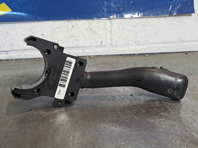 Recambio de mando limpia para seat leon (1m1) signo referencia OEM IAM   
