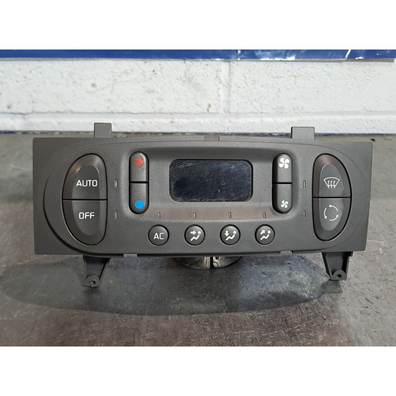 Recambio de mando climatizador para renault megane i scenic (ja0) 1.6e rn referencia OEM IAM 7700435401 3C6G1H 