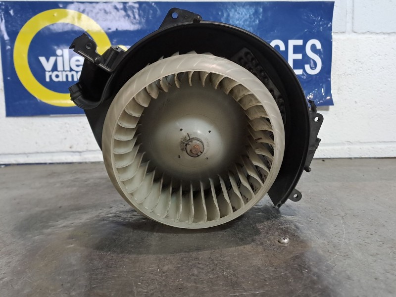 Recambio de motor calefaccion para audi a6 berlina (4f2) 3.0 v6 24v tdi referencia OEM IAM   