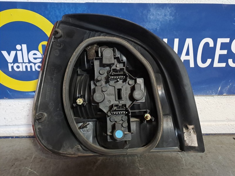 Recambio de piloto trasero derecho para renault megane i scenic (ja0) 1.6e rn referencia OEM IAM   