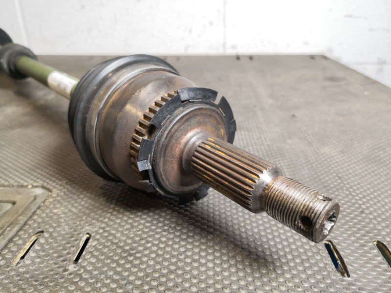 Recambio de transmision delantera derecha para kia cerato 2.0 ex crdi familiar (5-ptas.) referencia OEM IAM   