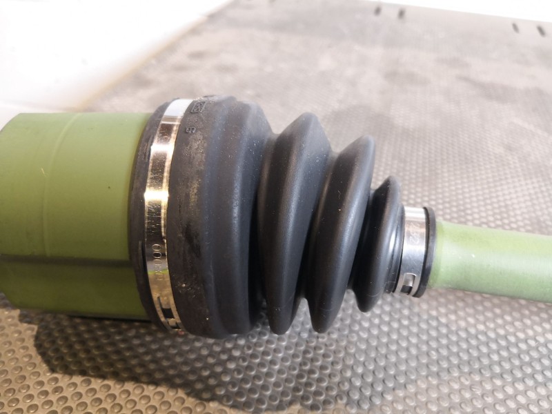 Recambio de transmision delantera derecha para kia cerato 2.0 ex crdi familiar (5-ptas.) referencia OEM IAM   