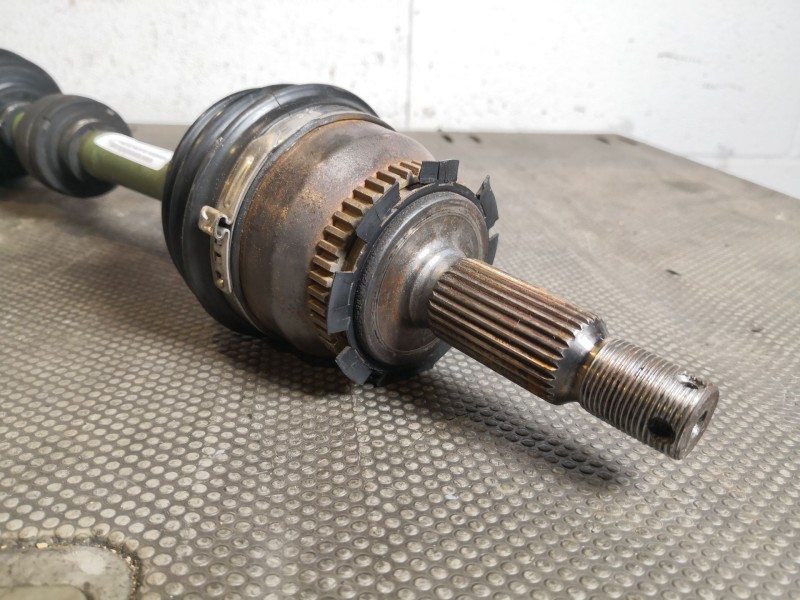 Recambio de transmision delantera izquierda para kia cerato 2.0 ex crdi familiar (5-ptas.) referencia OEM IAM   