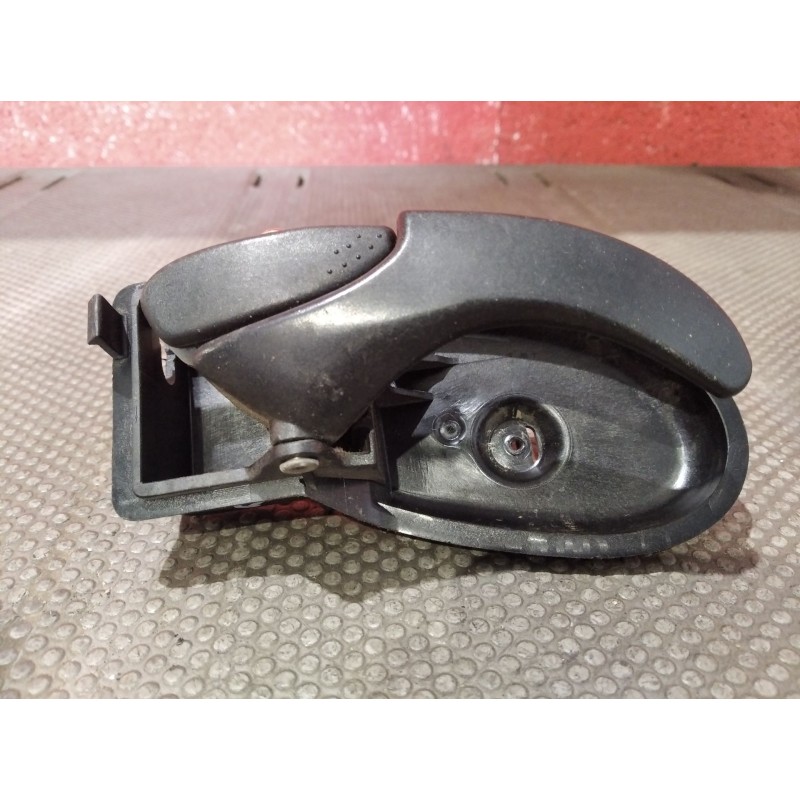 Recambio de maneta interior delantera derecha para ford focus berlina (cak) 1.8 tddi turbodiesel cat | 0.98 - ... 1.8 tddi turbo