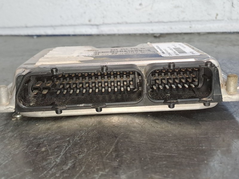 Recambio de centralita motor uce para seat arosa 1.4 signo referencia OEM IAM 0261207678  