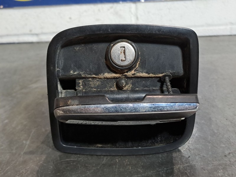 Recambio de maneta exterior porton para seat arosa 1.4 signo referencia OEM IAM   