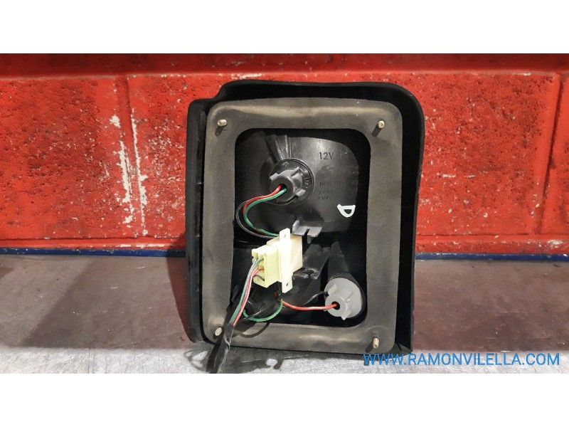 Recambio de piloto trasero derecho para kia pride  | 0.95 - 0.00  | 0.95 - 0.00 referencia OEM IAM   