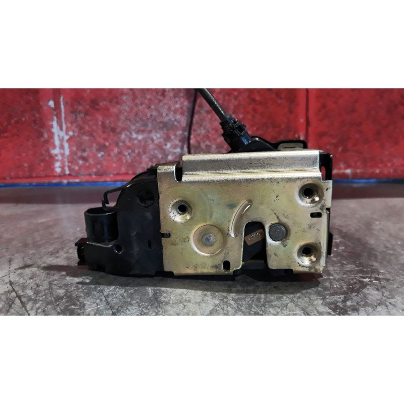 Recambio de cerra. puer. delantero derecha para renault megane ii classic berlina  | 0.03 - ...  | 0.03 - ... referencia OEM IAM