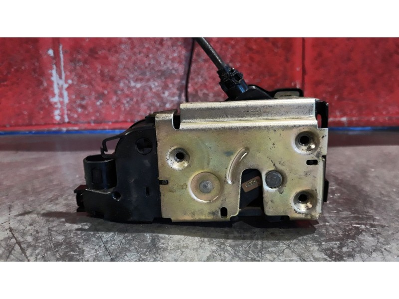 Recambio de cerra. puer. delantero derecha para renault megane ii classic berlina  | 0.03 - ...  | 0.03 - ... referencia OEM IAM