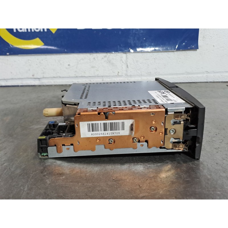 Recambio de sistema audio radio cd para renault megane ii berlina 5p  | 0.00 - ...  | 0.00 - ... referencia OEM IAM 8200256141TR