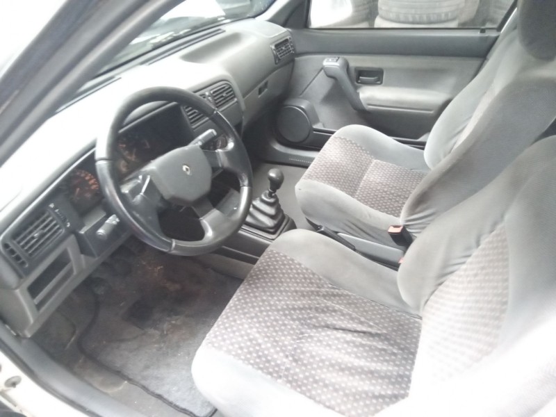 renault 19 (b/c/l53) del año 1994 renault 19 (b/c/l53) del año 1994