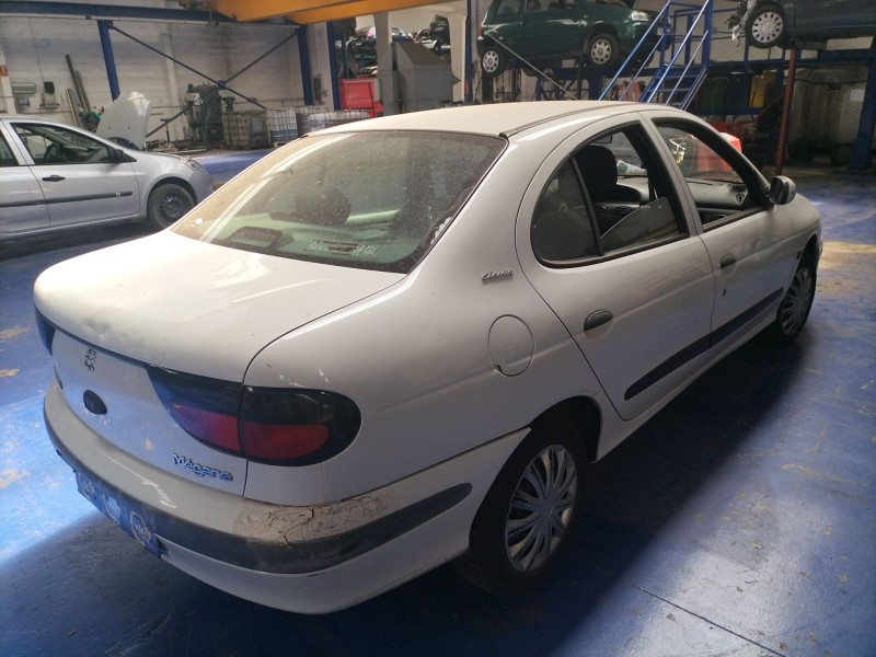 renault megane i classic (la0) del año 1998