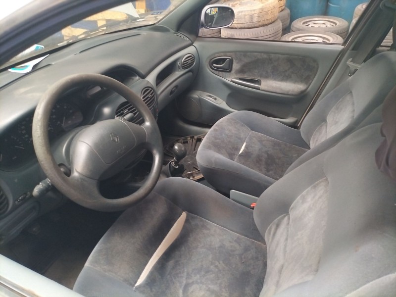 renault megane i classic (la0) del año 1998