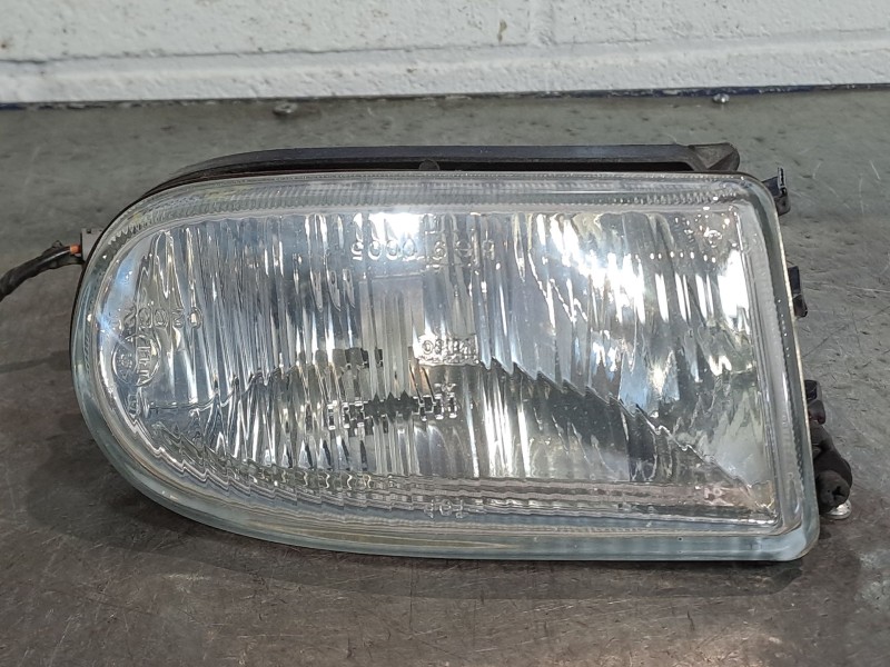 Recambio de faro antiniebla izquierdo para renault 19 (b/c/l53) 1.8 referencia OEM IAM   