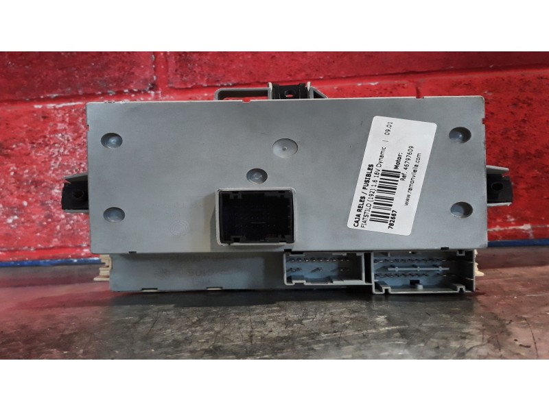 Recambio de caja reles / fusibles para fiat stilo (192) 1.6 16v dynamic | 09.01 - 12.06 1.6 16v dynamic | 09.01 - 12.06 referenc