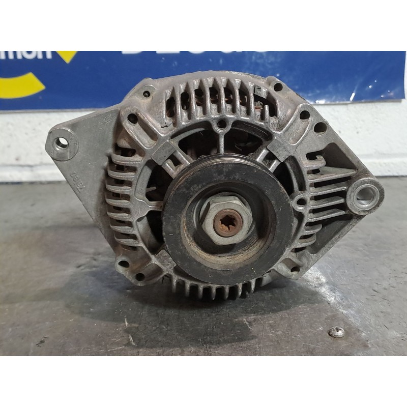 Recambio de alternador para renault megane i classic (la0) 1.6 e (la0f, la0s) referencia OEM IAM A13VI212  