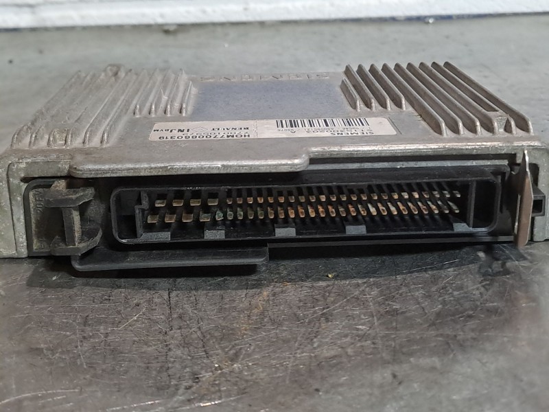 Recambio de centralita motor uce para renault megane i classic (la0) 1.6 e (la0f, la0s) referencia OEM IAM S115300203A   Recambio de centralita motor uce para renault megane i classic (la0) 1.6 e (la0f, la0s) referencia OEM IAM S115300203A