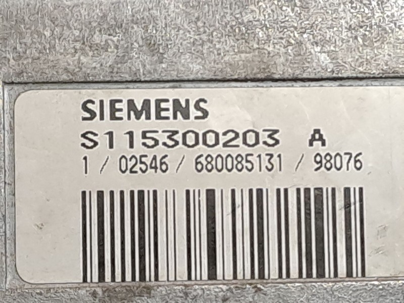 Recambio de centralita motor uce para renault megane i classic (la0) 1.6 e (la0f, la0s) referencia OEM IAM S115300203A   Recambio de centralita motor uce para renault megane i classic (la0) 1.6 e (la0f, la0s) referencia OEM IAM S115300203A