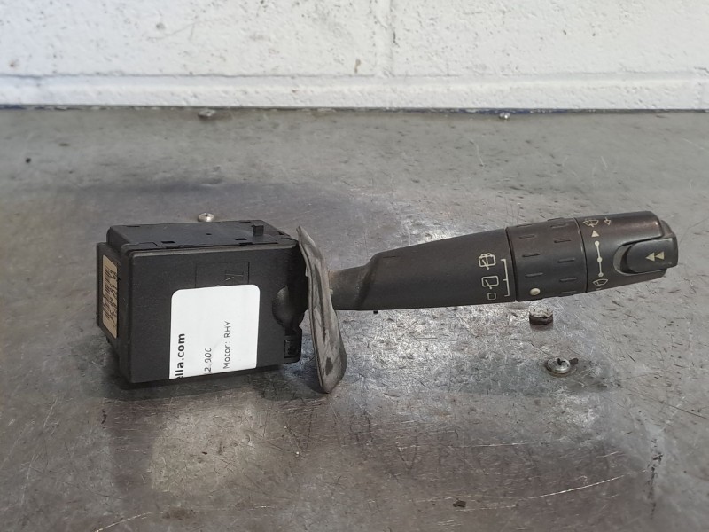 Recambio de mando limpia para citroen xsara picasso 2.0 hdi referencia OEM IAM    Recambio de mando limpia para citroen xsara picasso 2.0 hdi referencia OEM IAM