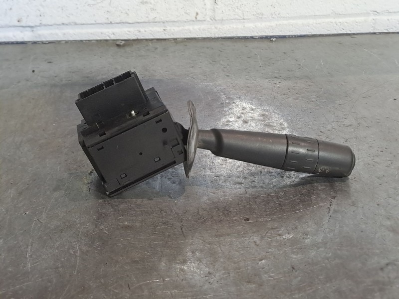 Recambio de mando limpia para citroen xsara picasso 2.0 hdi referencia OEM IAM    Recambio de mando limpia para citroen xsara picasso 2.0 hdi referencia OEM IAM