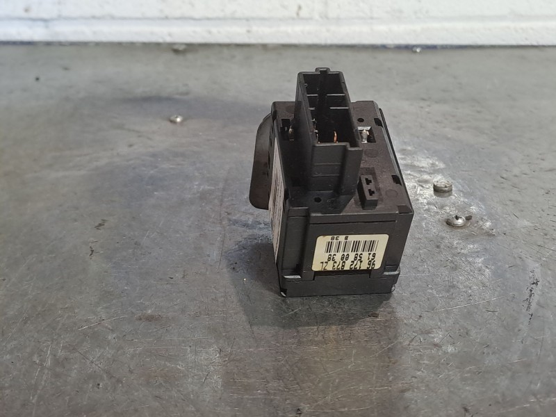 Recambio de mando limpia para citroen xsara picasso 2.0 hdi referencia OEM IAM    Recambio de mando limpia para citroen xsara picasso 2.0 hdi referencia OEM IAM