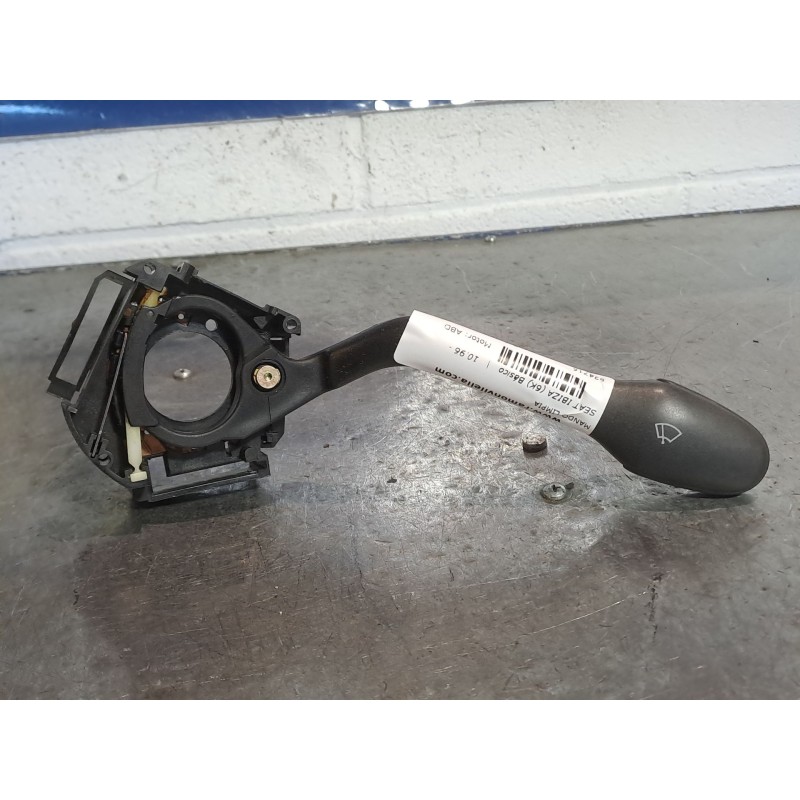 Recambio de mando limpia para seat ibiza (6k) básico | 10.96 - 12.97 básico | 10.96 - 12.97 referencia OEM IAM   