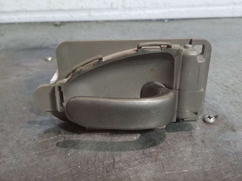 Recambio de maneta interior trasera derecha para citroen xsara picasso 2.0 hdi referencia OEM IAM    Recambio de maneta interior trasera derecha para citroen xsara picasso 2.0 hdi referencia OEM IAM